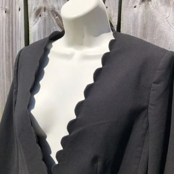 Rebecca Taylor Scalloped Blazer 6 Jacket Suit Black Long Sleeve Top Peplum Small